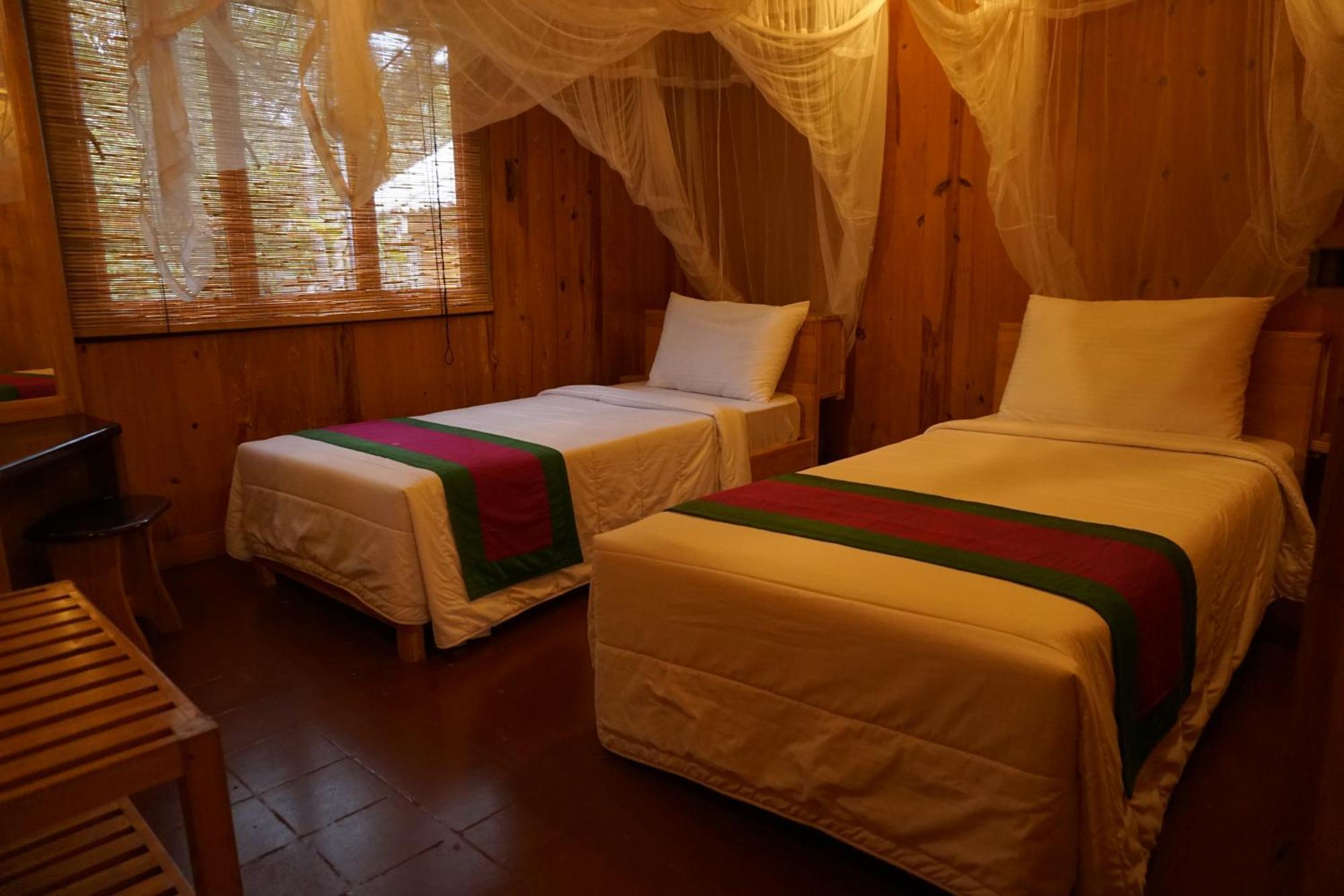 Lake Resort Bolgoda Вадува Екстериор снимка